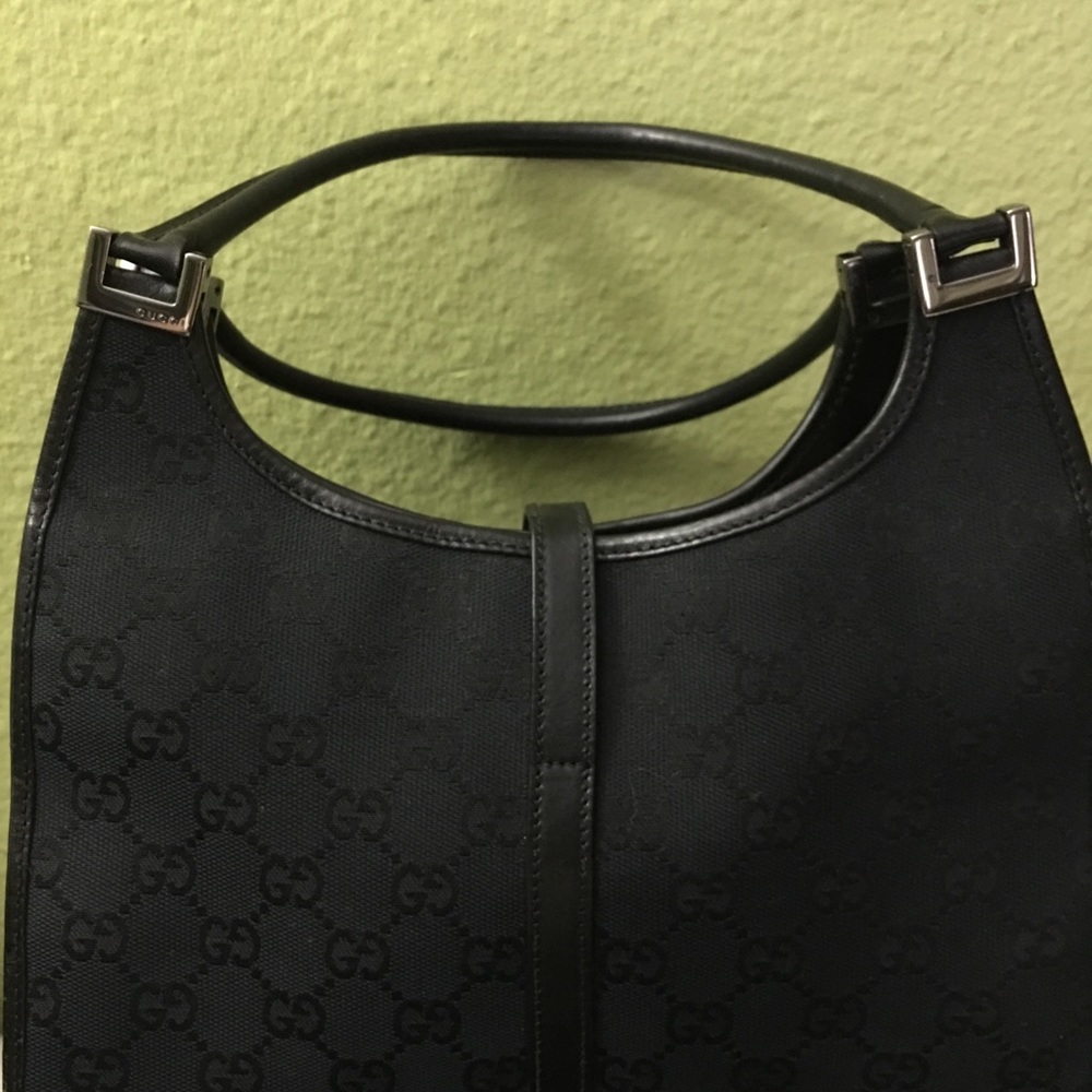 SOLD.     Gucci Small bag autentic - Picture 5 of 6